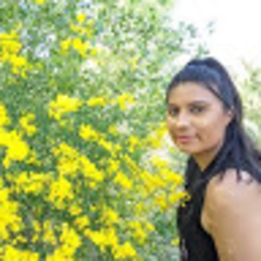 Meet your Posher, Yazmin